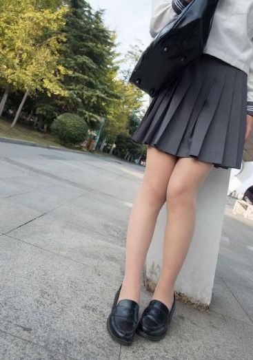 草莓视频在线观看免费播放高清视频_电影免费观看