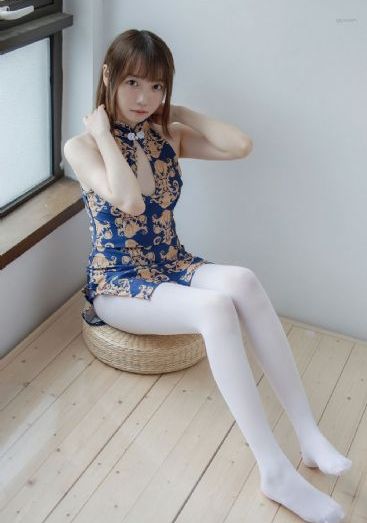 琪琪亚洲精品午夜在线_720高清完整版